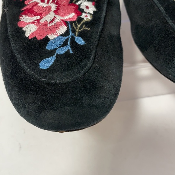 WHBM Minny Embroidered Mule Slip On - Picture 7 of 8